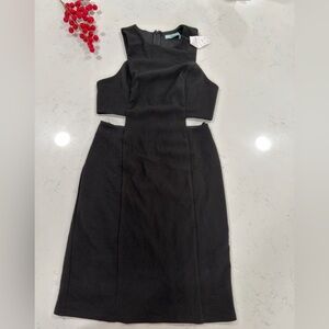 She + Sky Elegant One Shoulder Black Dress